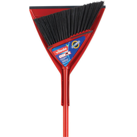 Oskar Broom with Dustpan - JD392